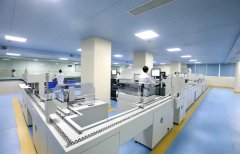 在检验科实验室搬迁和翻修期间如何确定检验科实验室的位置？